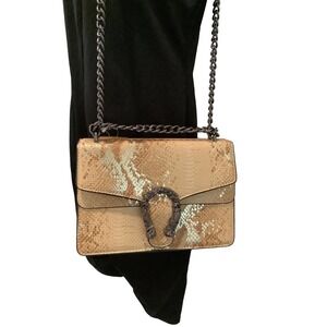 UNIQUE MERMAID HORSESHOE SNAKE EMBOSSED HANDBAG/CROSSBODY NWT